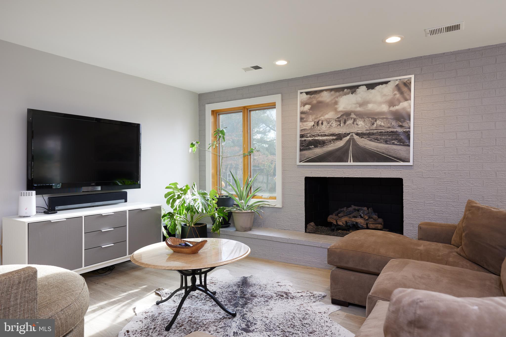 9904 Bluegrass Road Potomac, MD 20854 - Photo 56 of 68 Recreation room.