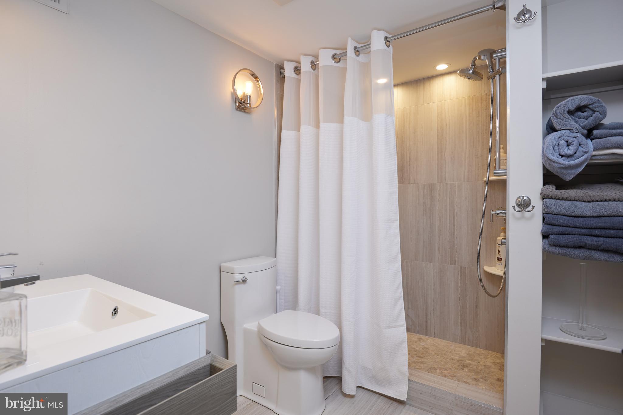 9904 Bluegrass Road Potomac, MD 20854 - Photo 59 of 68 Full renovated bath #4, lower level.