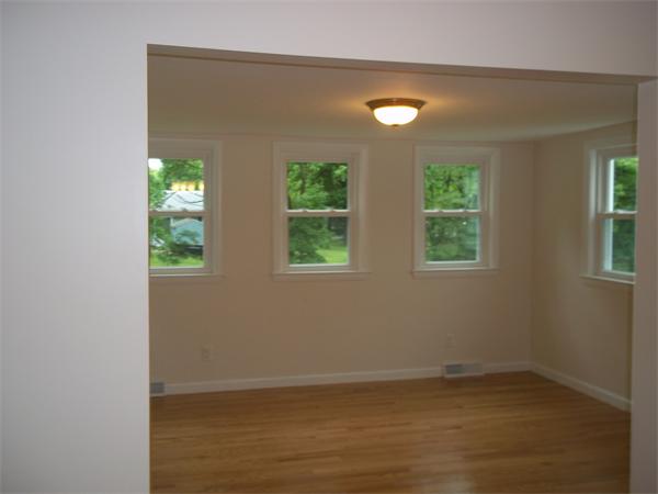 4 Woodruff Road Walpole, MA 02081 - Photo 6 of 19 Gallery Image 6
