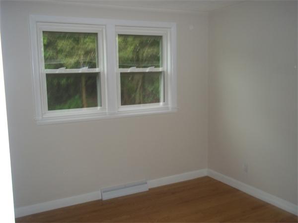 4 Woodruff Road Walpole, MA 02081 - Photo 9 of 19 Gallery Image 9