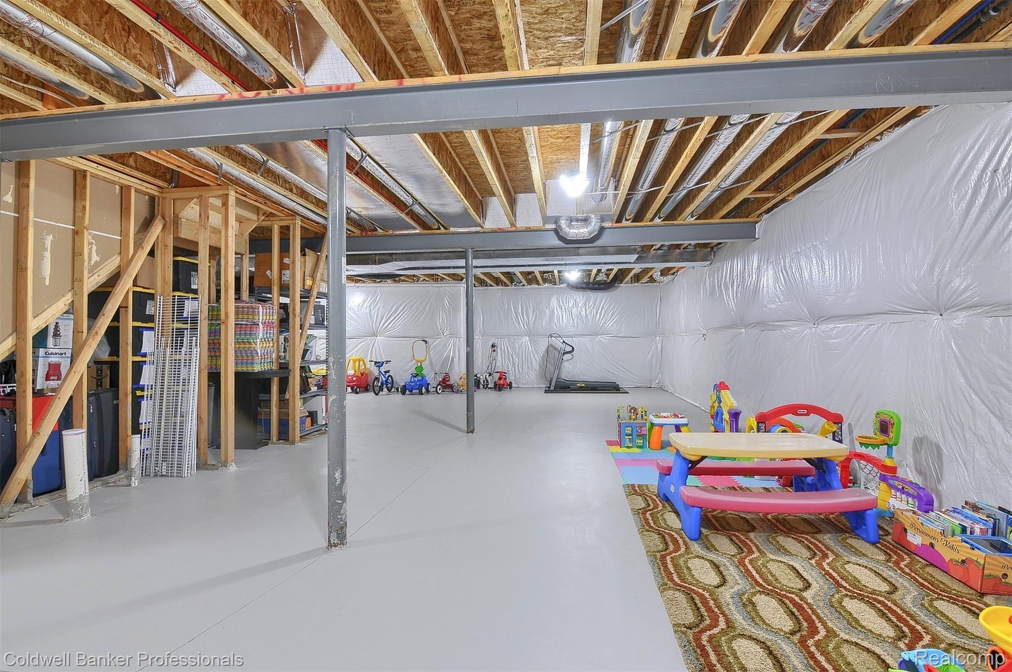 50877 Rockingham Drive Canton, MI 48188 - Photo 41 of 47 41-Lower-Level-l.jpg