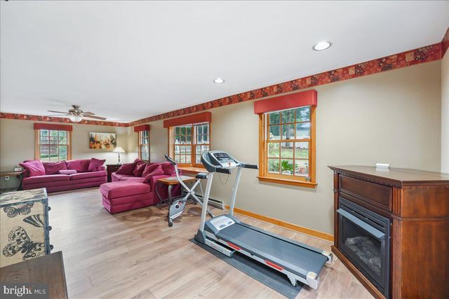 $399,000 | 5009 Dermond Road, Drexel Hill, PA 19026