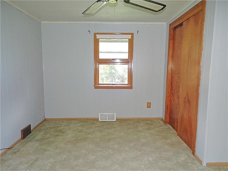 640 Bridge Street Irwin, PA 15642 - Photo 15 of 18 BEDROOM 2