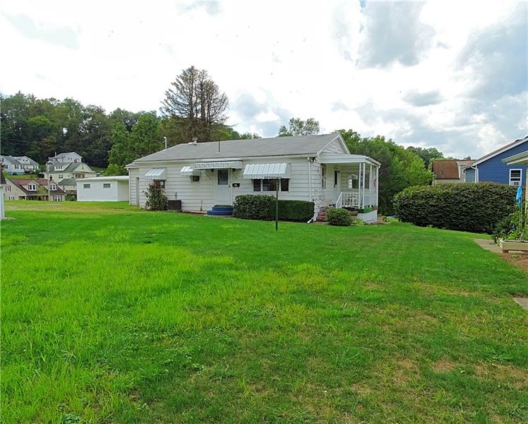 640 Bridge Street Irwin, PA 15642 - Photo 18 of 18 BIG FRONT YARD