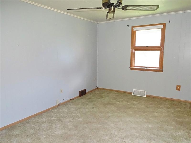 640 Bridge Street Irwin, PA 15642 - Photo 9 of 18 MASTER BEDROOM