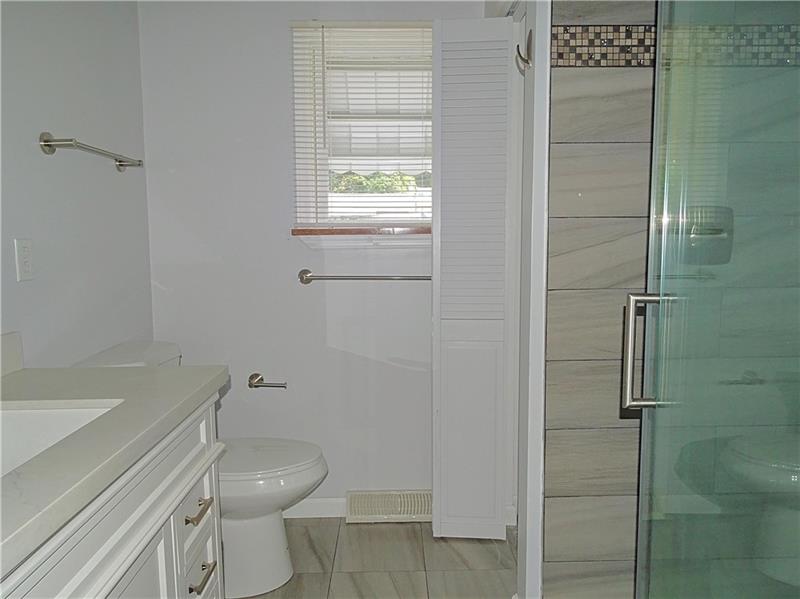 640 Bridge Street Irwin, PA 15642 - Photo 10 of 18 GORGEOUS NEW BATH