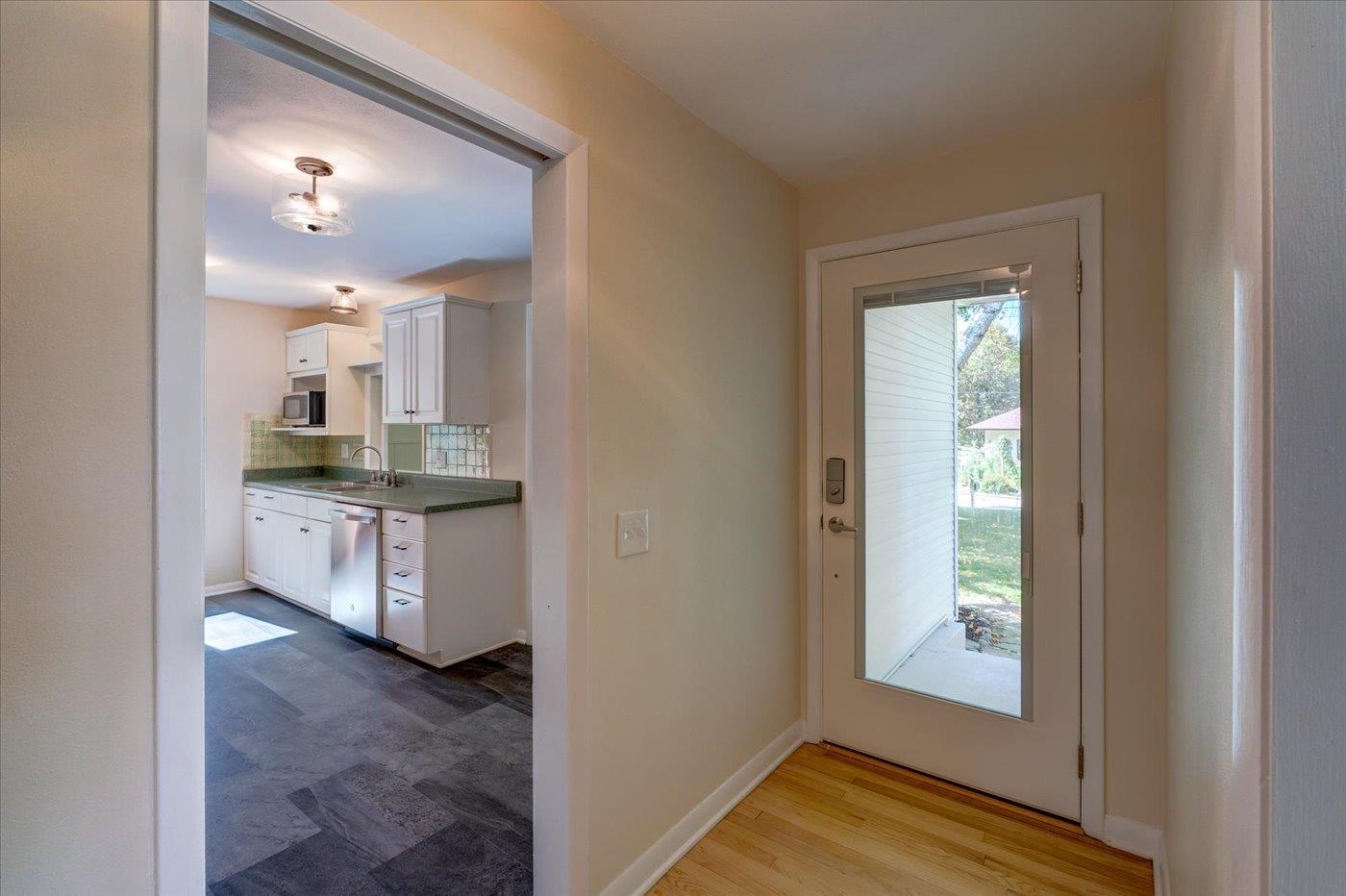 401 Merrill Crest Drive Madison, WI 53705 - Photo 13 of 90