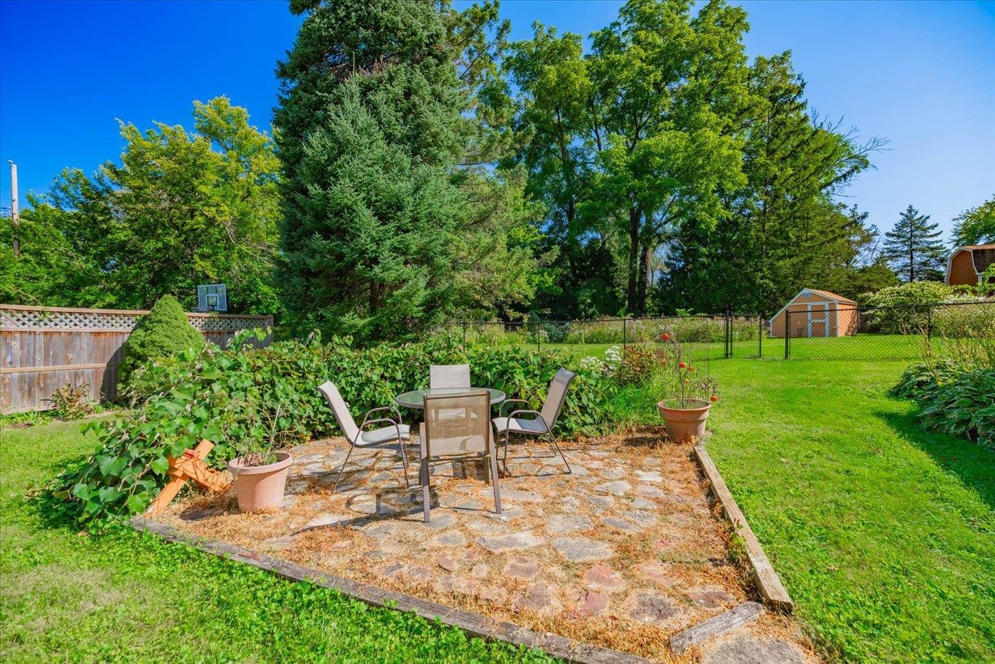 401 Merrill Crest Drive Madison, WI 53705 - Photo 5 of 90