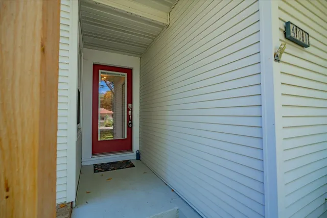 $450,000 | 401 Merrill Crest Drive, Madison, WI 53705