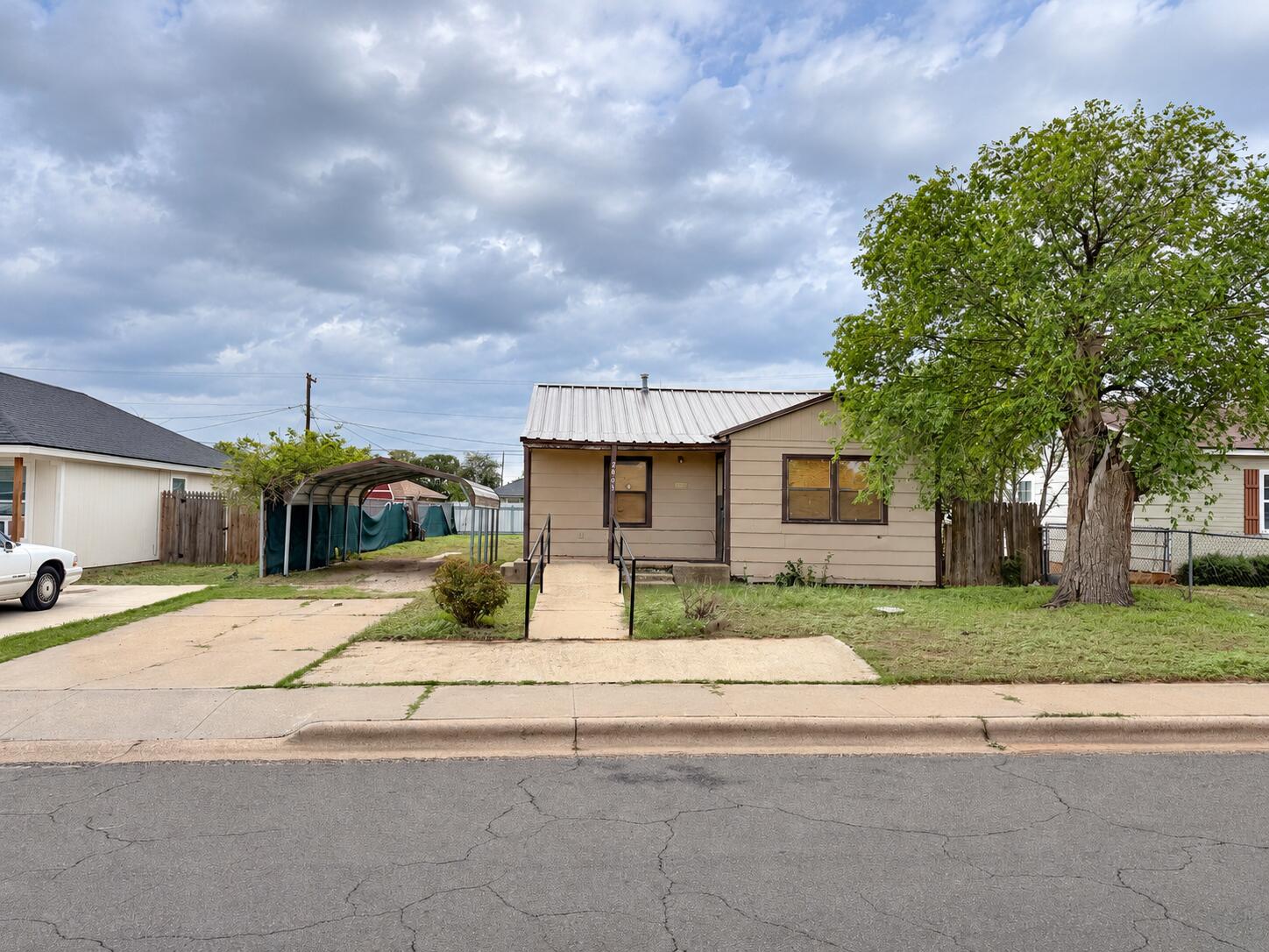 2803 Bates Street Lubbock, TX 79415 - Photo 2 of 10 Enhanced Property Condition Listing Phot
