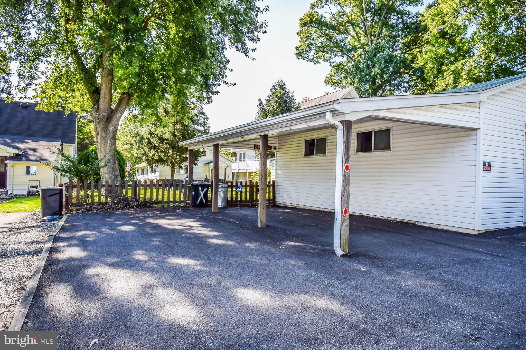 2414 Poplar Road Baltimore, MD 21221 - Photo 27 of 28 Detached Garage, Carport