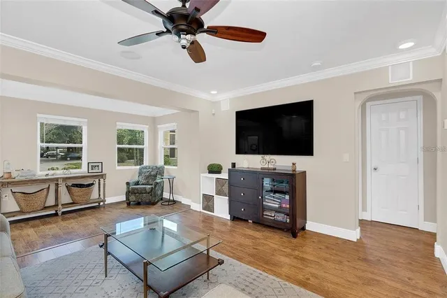 $3,045 | 1224 Catherine Street, Orlando, FL 32801