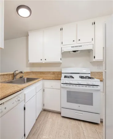 $504,900 | 66 Orange Blossom, Irvine, CA 92618