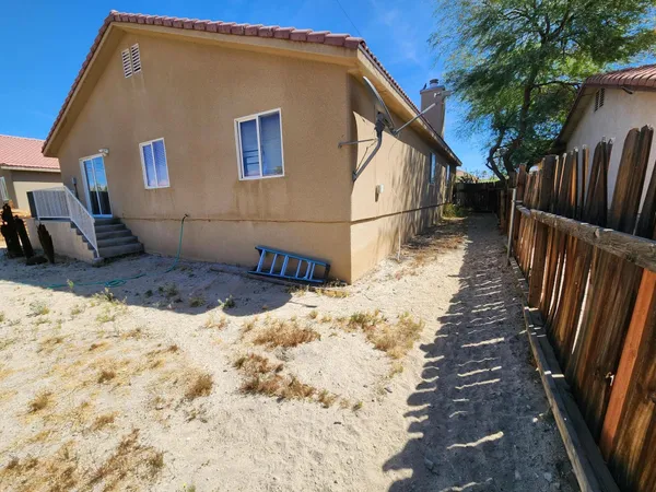 $385,000 | 16205 Avenida Rambla, Desert Hot Springs, CA 92240