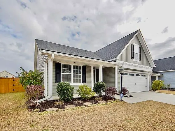 $2,700 | 8154 Little Sydneys Way, North Charleston, SC 29406