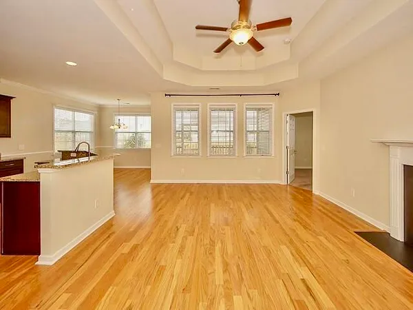 $2,700 | 8154 Little Sydneys Way, North Charleston, SC 29406