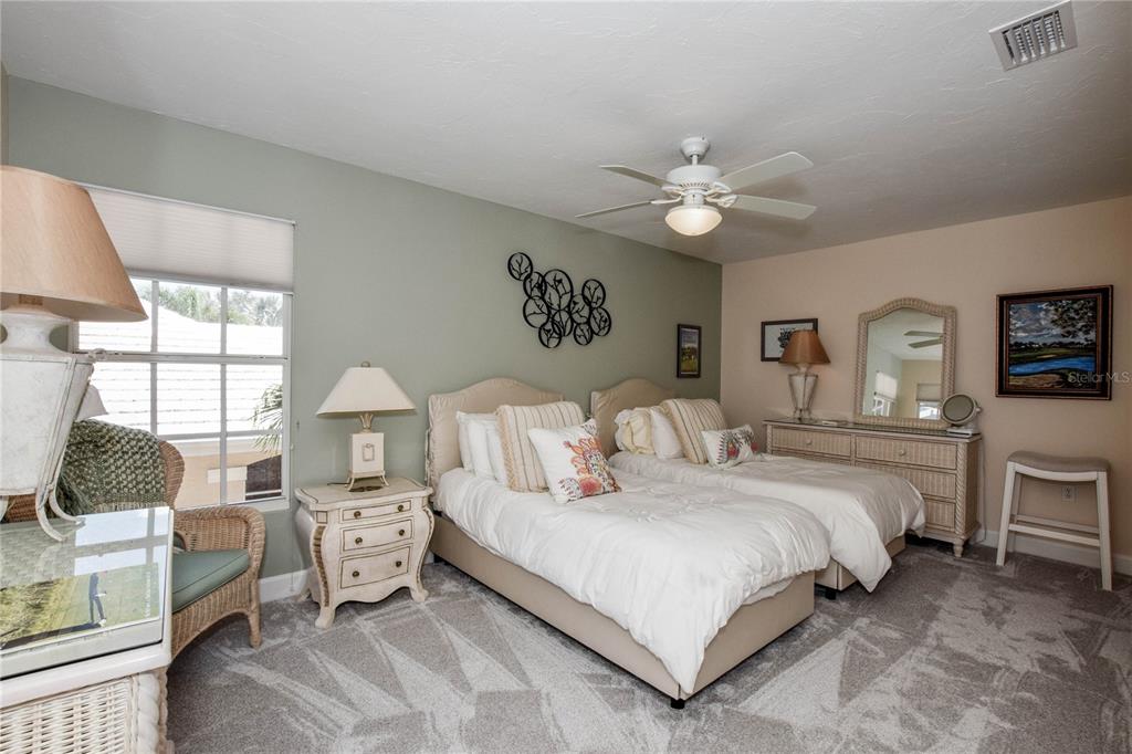 404 Cardiff Road Venice, FL 34293 - Photo 27 of 66