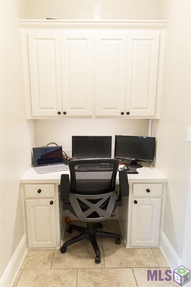 11016 Hillpark Avenue Baton Rouge, LA 70810 - Photo 11 of 26