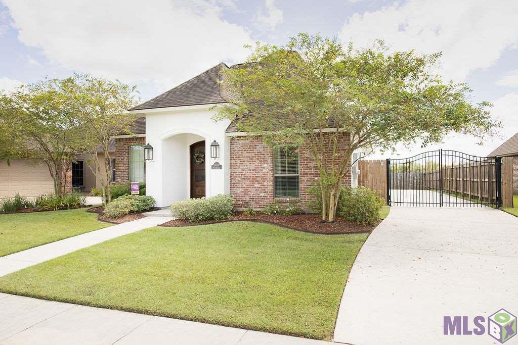 11016 Hillpark Avenue Baton Rouge, LA 70810 - Photo 3 of 26