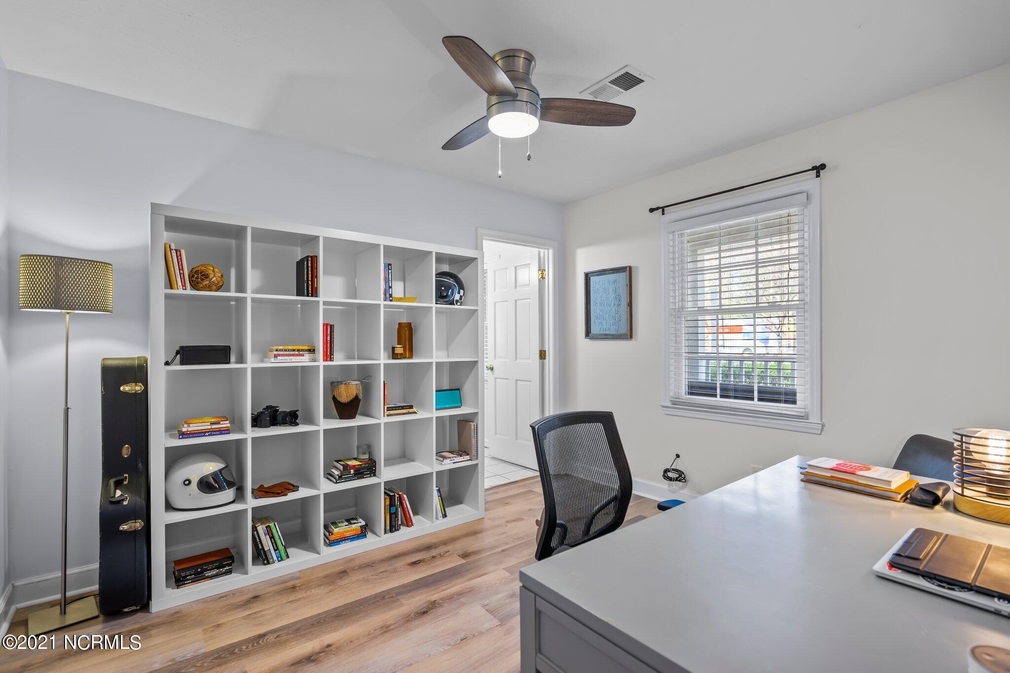 306 Lansdowne Road Wilmington, NC 28409 - Photo 26 of 53 18-web-or-mls-DSC00187