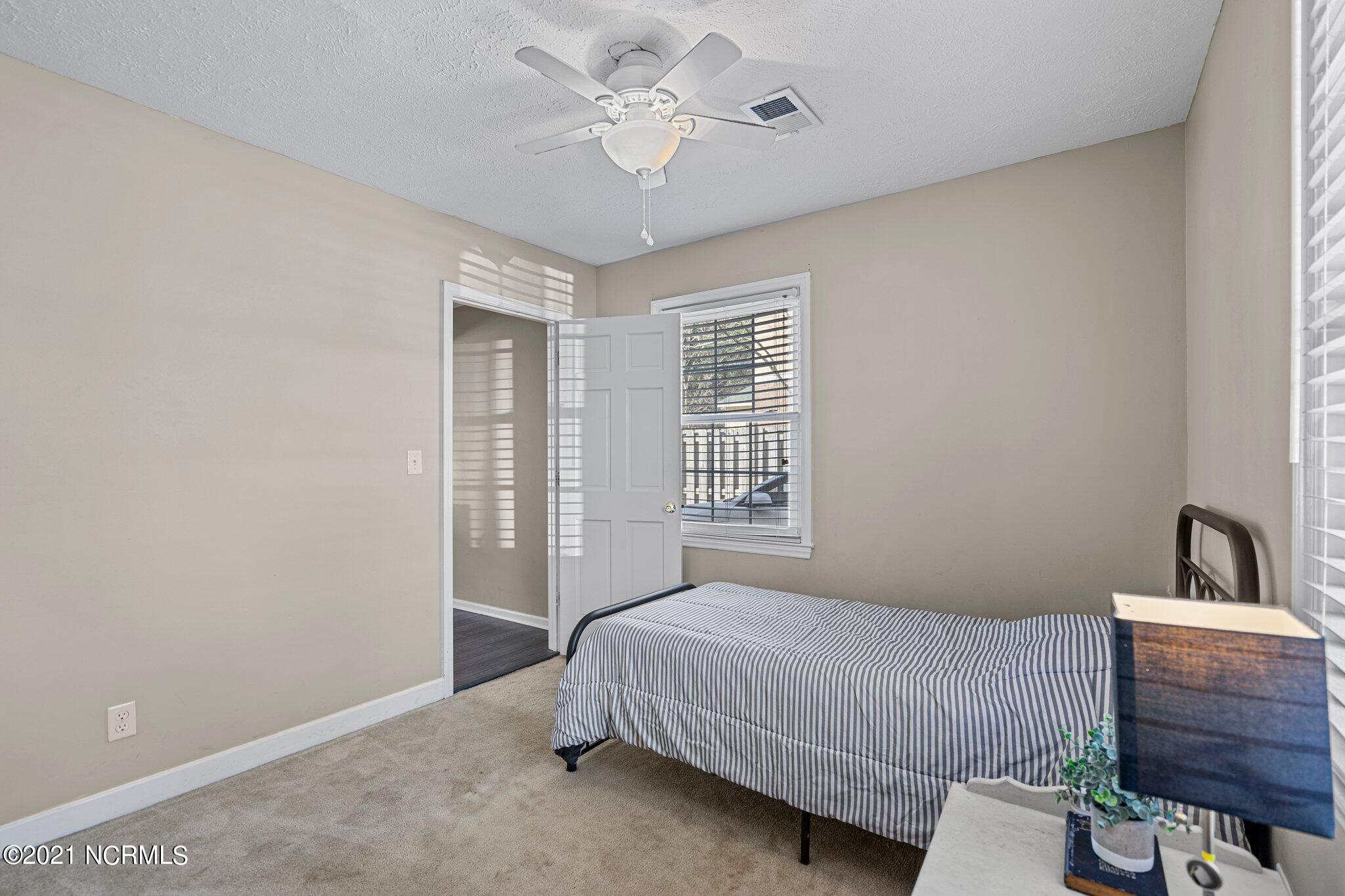 306 Lansdowne Road Wilmington, NC 28409 - Photo 33 of 53 28-web-or-mls-DSC00217