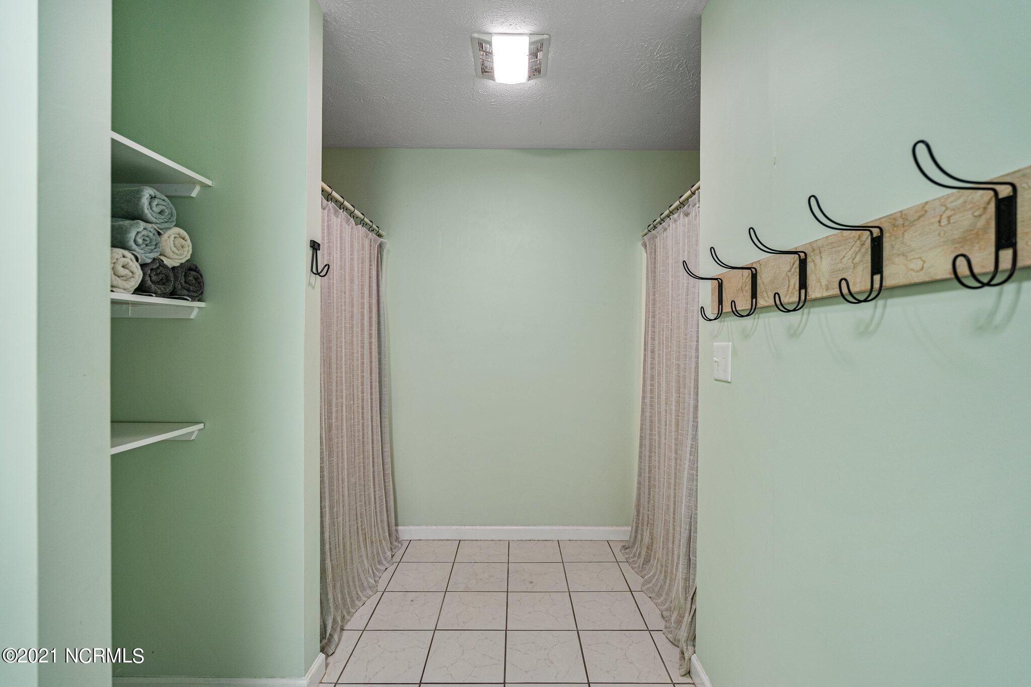 306 Lansdowne Road Wilmington, NC 28409 - Photo 38 of 53 50-web-or-mls-DSC00296