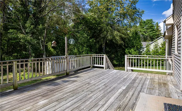 $524,900 | 367 Chestnut Hill Road, Glocester, RI 02814