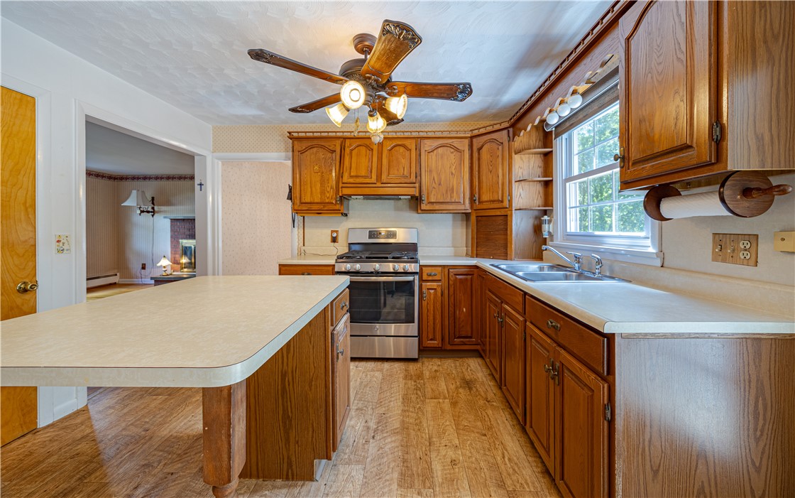 367 Chestnut Hill Road Glocester, RI 02814 - Photo 15 of 28