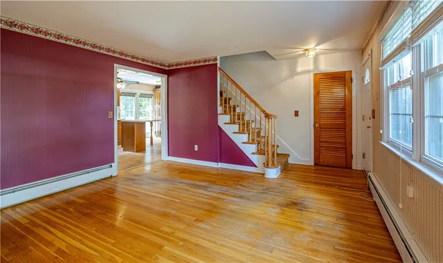 $524,900 | 367 Chestnut Hill Road, Glocester, RI 02814