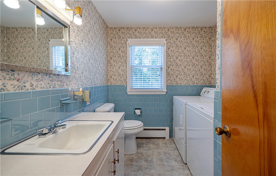 367 Chestnut Hill Road Glocester, RI 02814 - Photo 24 of 28