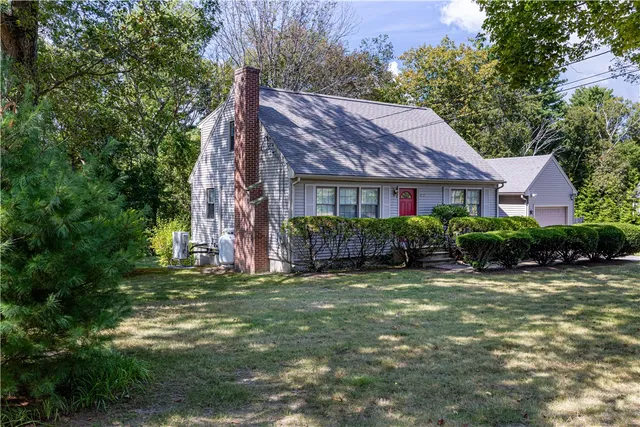 $524,900 | 367 Chestnut Hill Road, Glocester, RI 02814