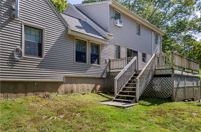 $524,900 | 367 Chestnut Hill Road, Glocester, RI 02814