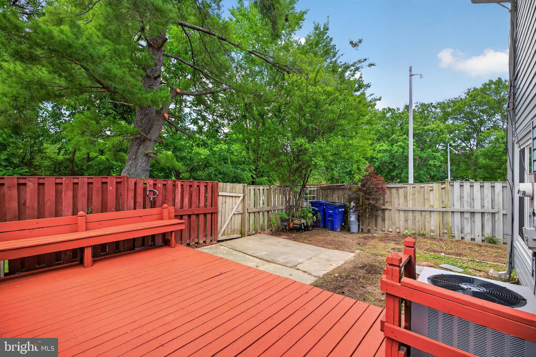301 Reneau Way Herndon, VA 20170 - Photo 28 of 39