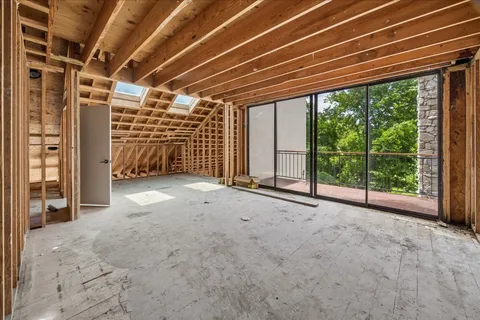 $1,349,000 | 5710 Indian Circle, Houston, TX 77057