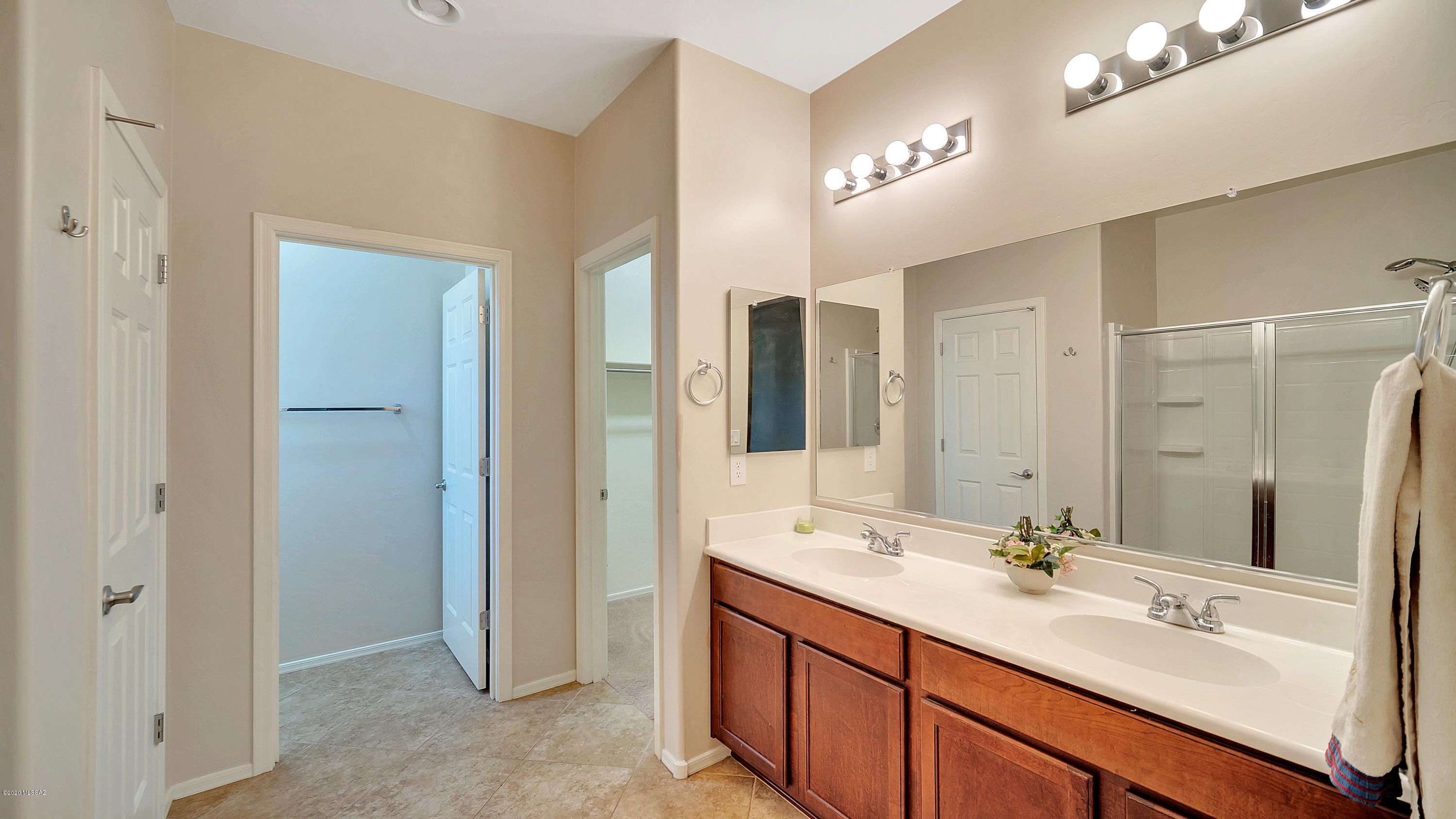 39049 South Running Roses Lane Tucson, AZ 85739 - Photo 8 of 33