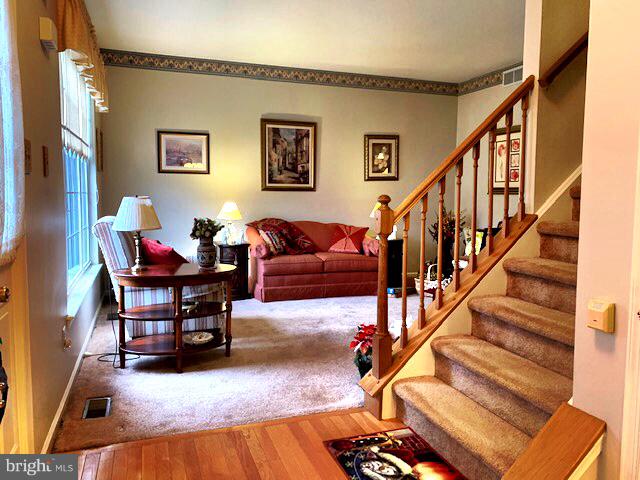 16 Almond Road Burlington, NJ 08016 - Photo 5 of 27 Gallery Image 5