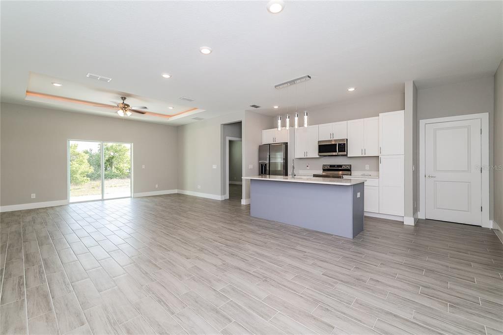 1055 Desmoines Lane Poinciana, FL 34759 - Photo 5 of 13