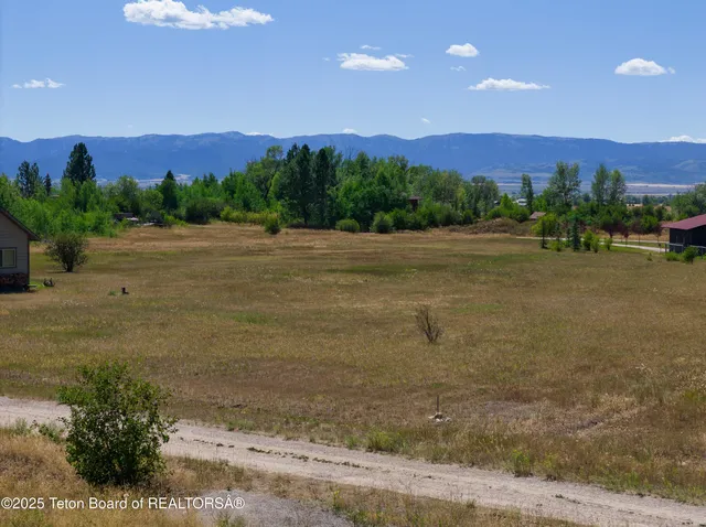 $320,000 | 5554 Rancheros Loop, Tetonia, ID 83452