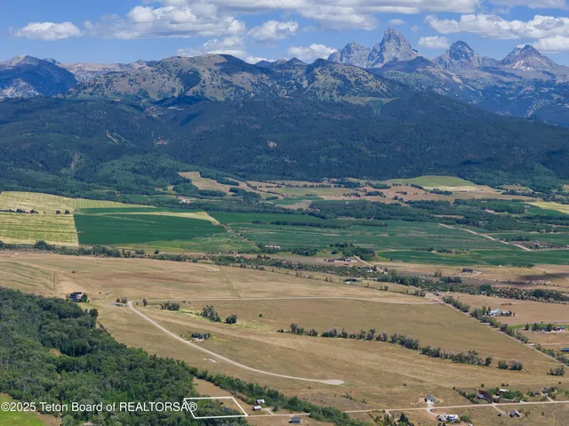 $320,000 | 5554 Rancheros Loop, Tetonia, ID 83452