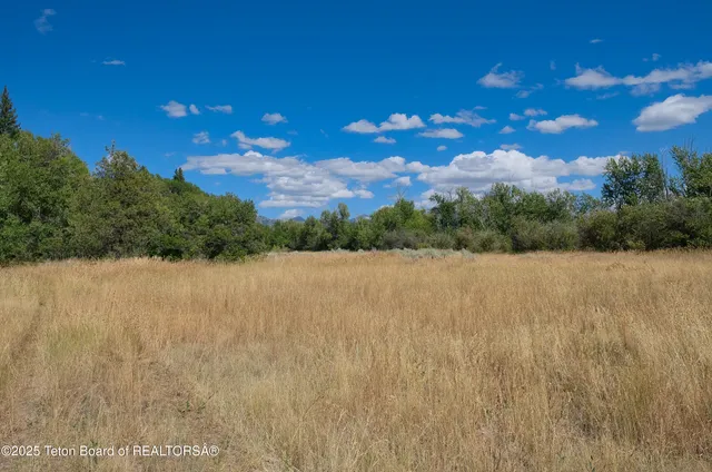 $320,000 | 5554 Rancheros Loop, Tetonia, ID 83452