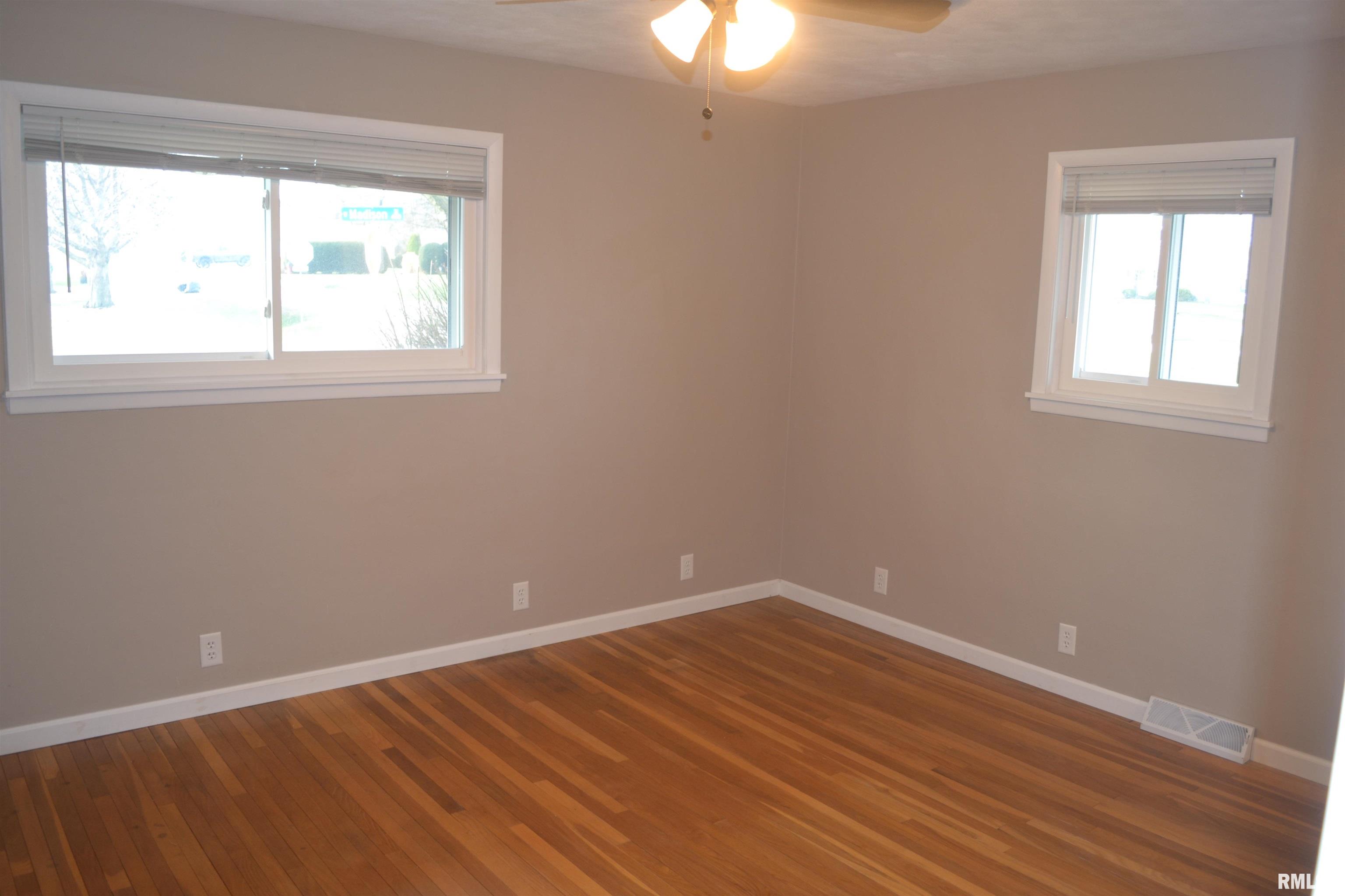 321 West Madison Street Metamora, IL 61548 - Photo 14 of 37
