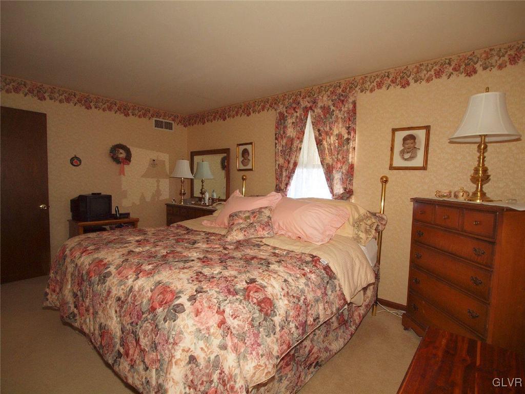 2915 Fischer Road Easton, PA 18045 - Photo 13 of 27 Gallery Image 13