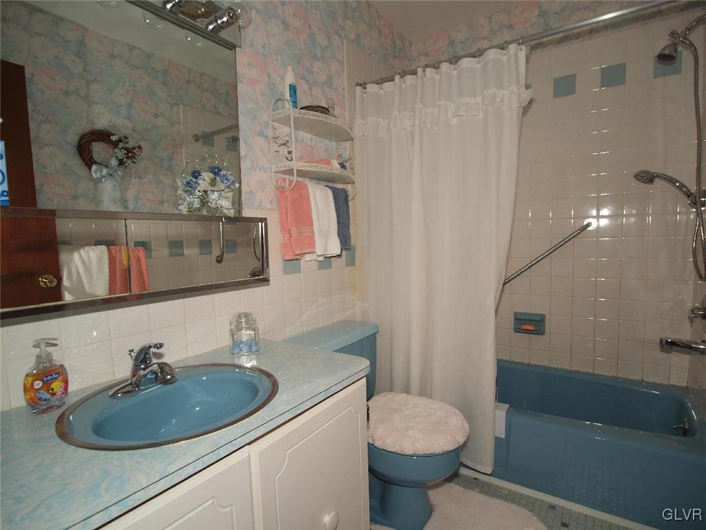 2915 Fischer Road Easton, PA 18045 - Photo 20 of 27 Gallery Image 20