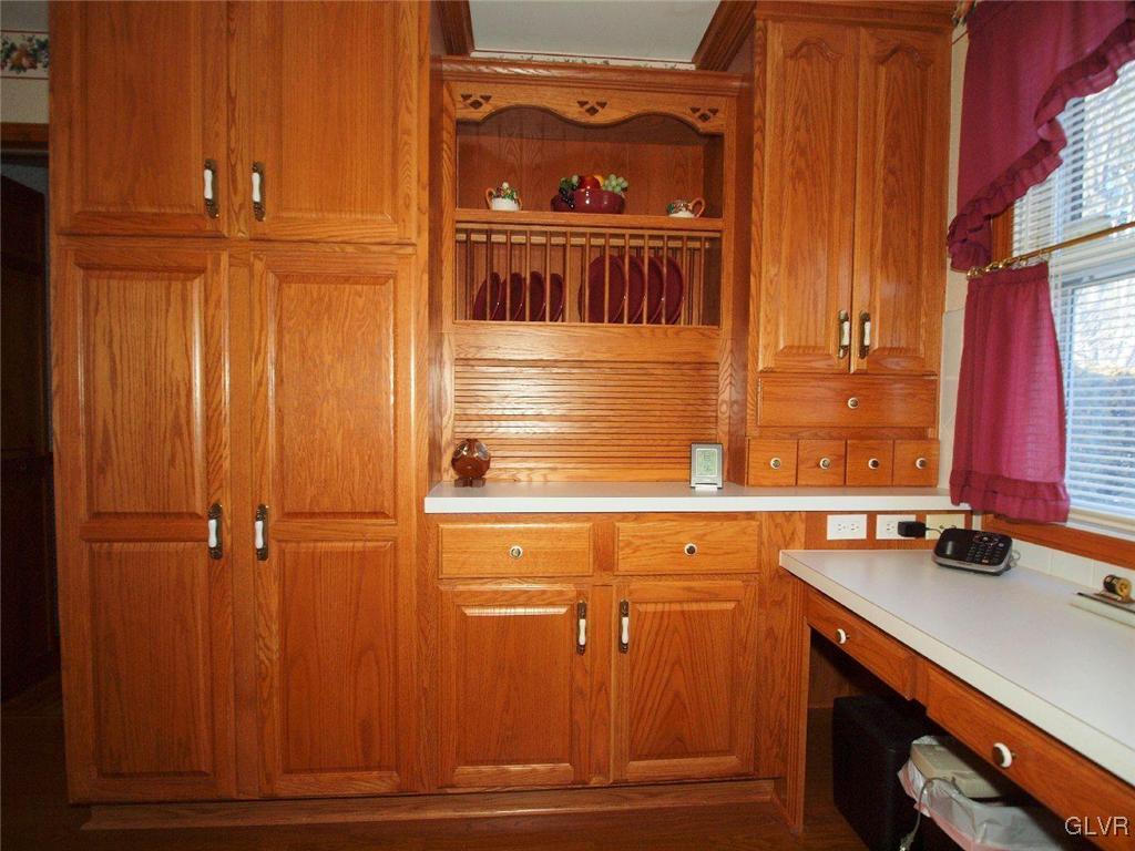 2915 Fischer Road Easton, PA 18045 - Photo 7 of 27 Gallery Image 7