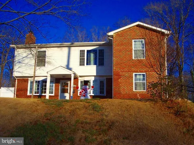 $4,500 | 7213 Adelphi Road, College Park, MD 20740