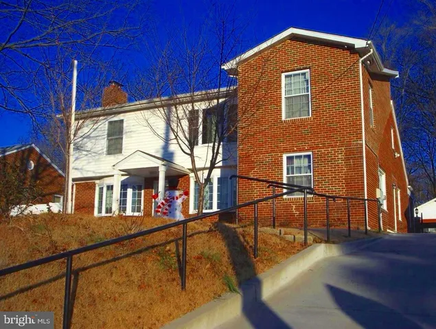 $4,500 | 7213 Adelphi Road, College Park, MD 20740