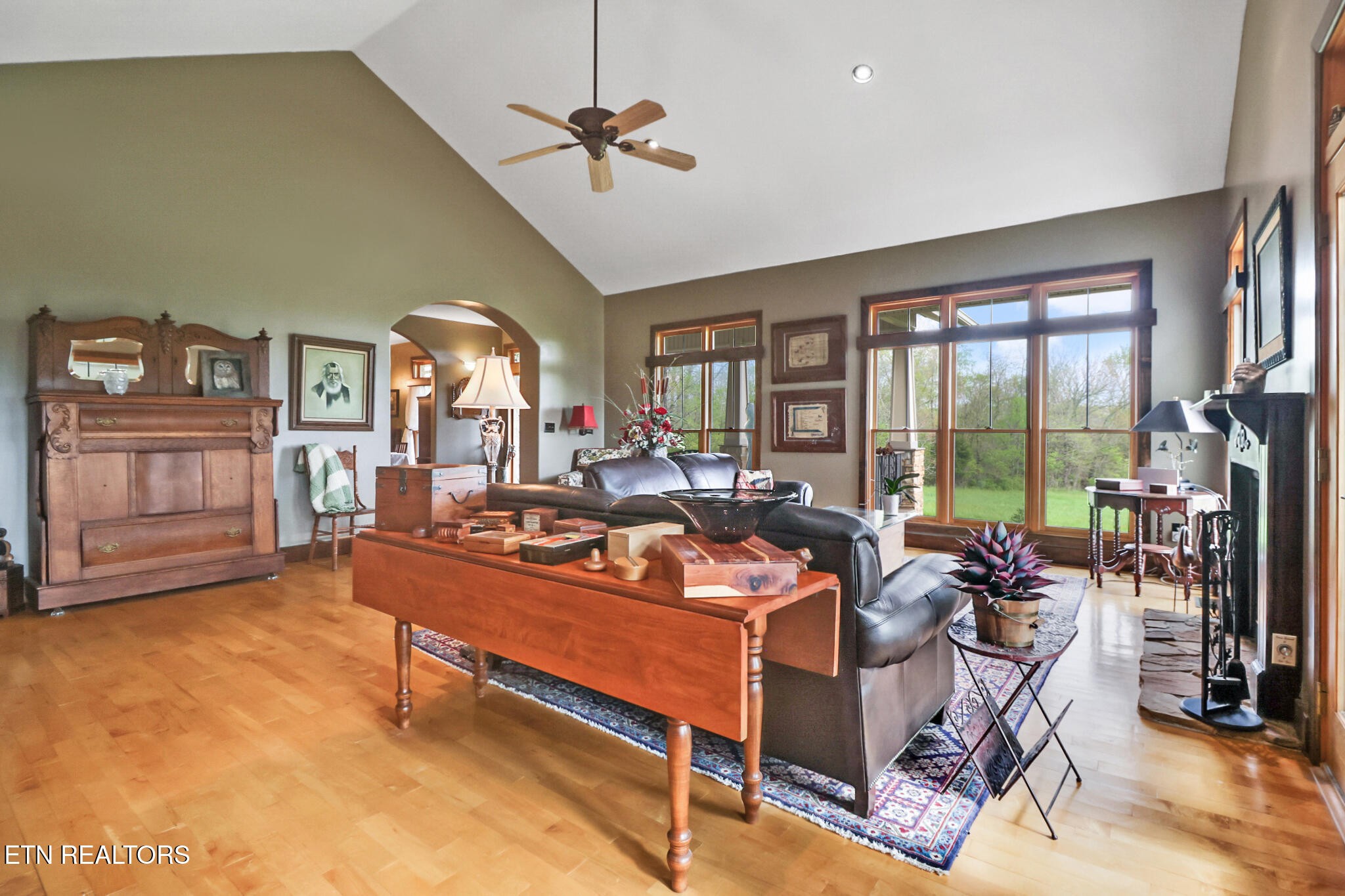 895 Parnell Road Crossville, TN 38572 - Photo 10 of 60 Gallery Image 10