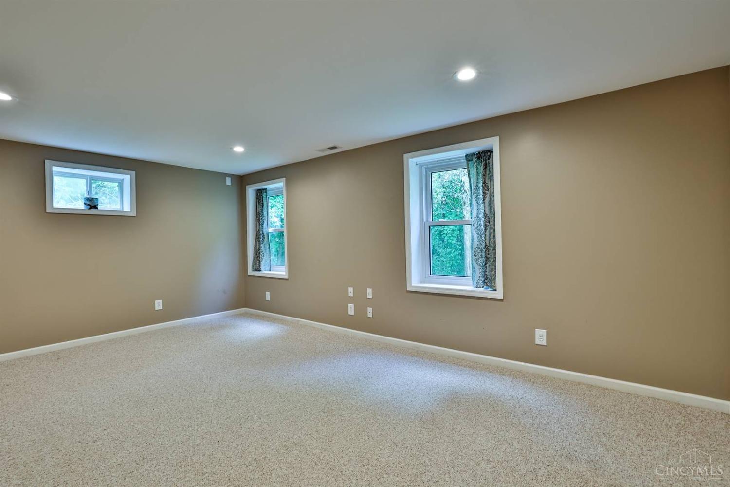 1042 Redbird Road Loveland, OH 45140 - Photo 28 of 42