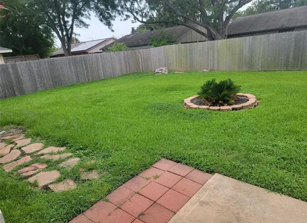 $1,750 | 17303 Box Canyon Lane, Hockley, TX 77447