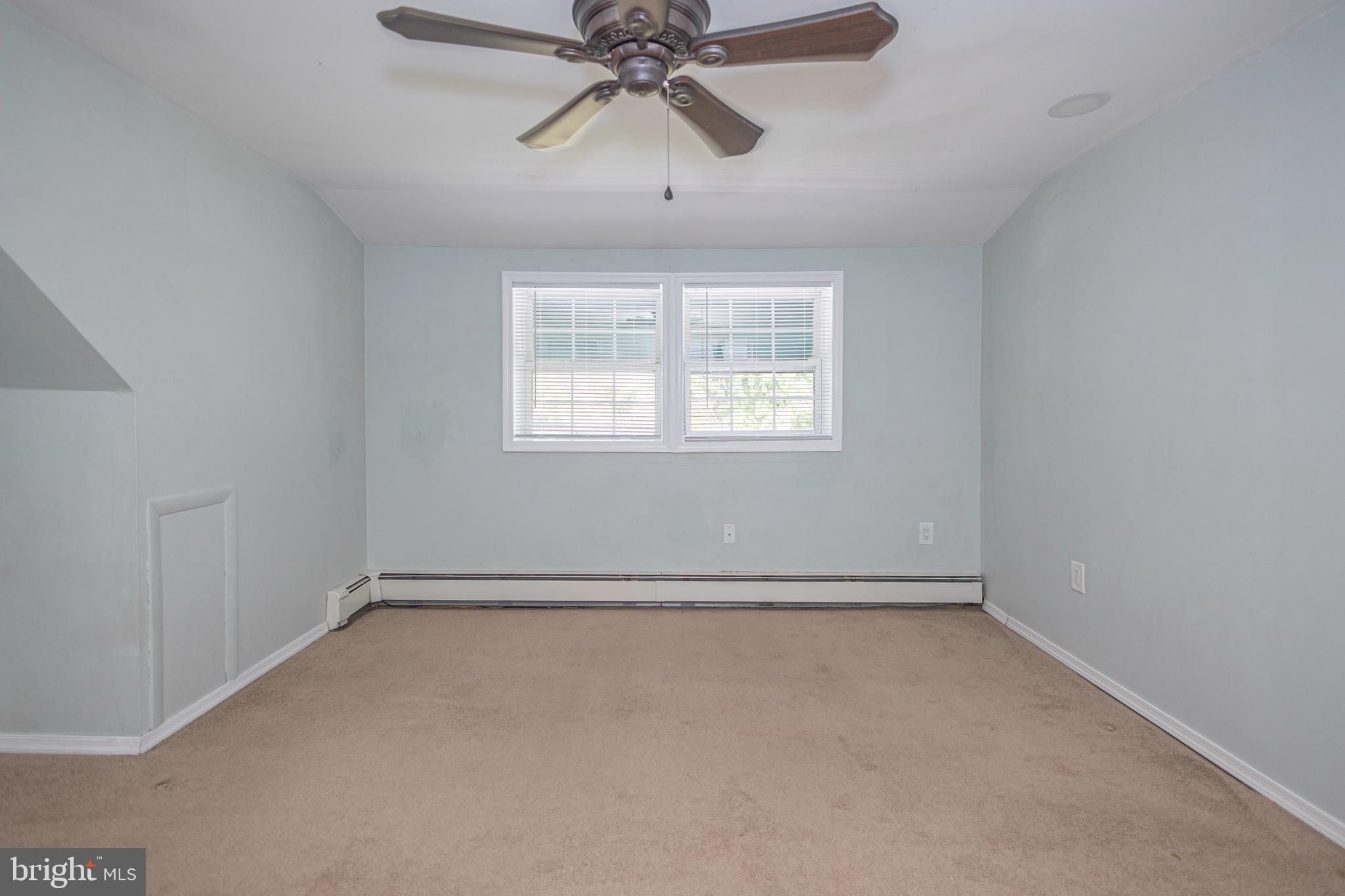 11 High Road Levittown, PA 19056 - Photo 28 of 40